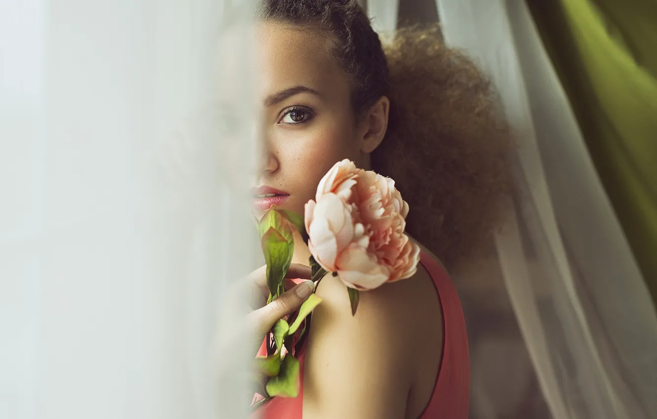 Photo wallpaper girl, flowers, face, background, hair