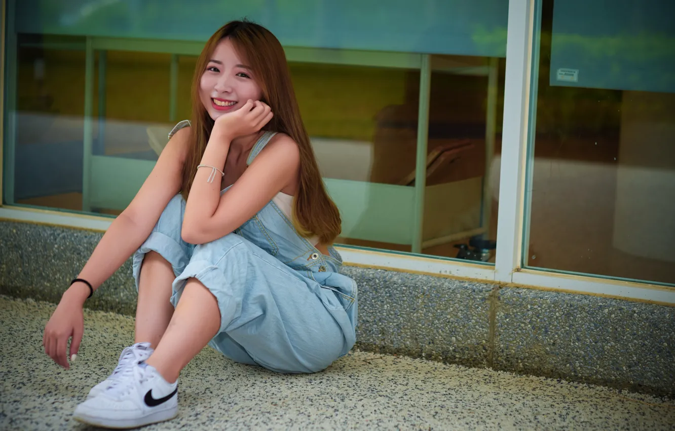 Photo wallpaper look, glass, pose, model, portrait, jeans, makeup, Mike