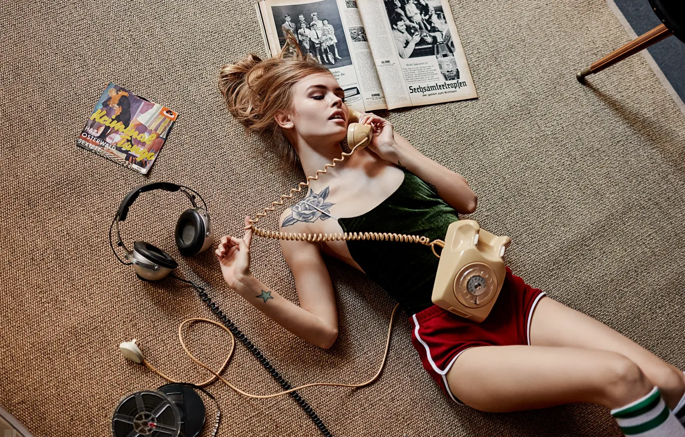 Photo wallpaper girl, mood, sweetheart, model, carpet, tube, headphones, beauty