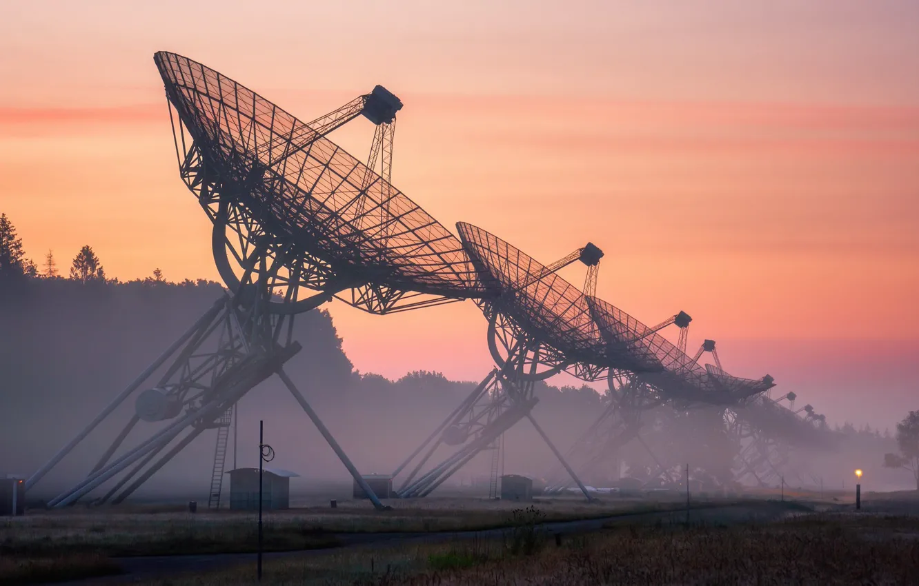 Photo wallpaper nature, fog, antenna