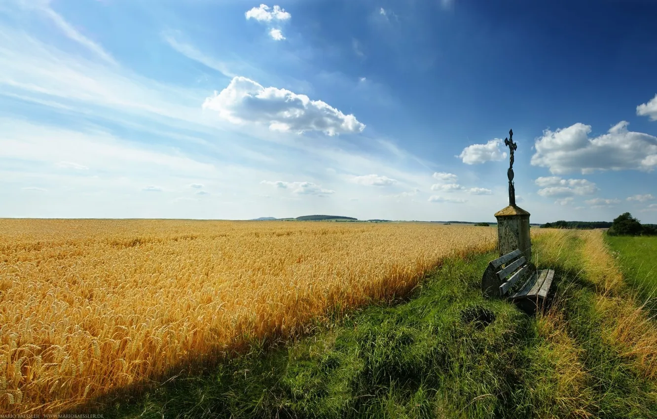 Photo wallpaper field, cross, meadow