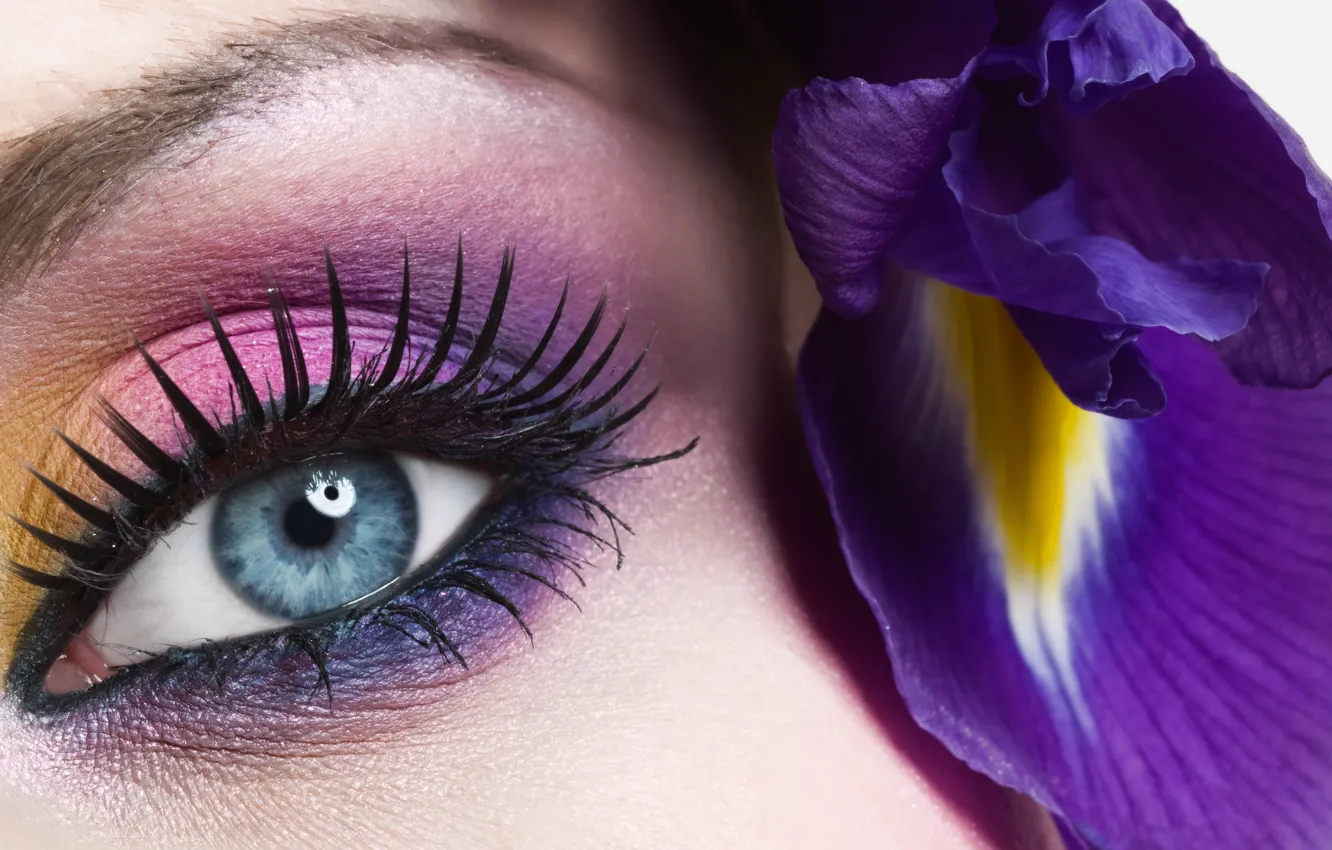 Photo wallpaper eyes, flowers, blue