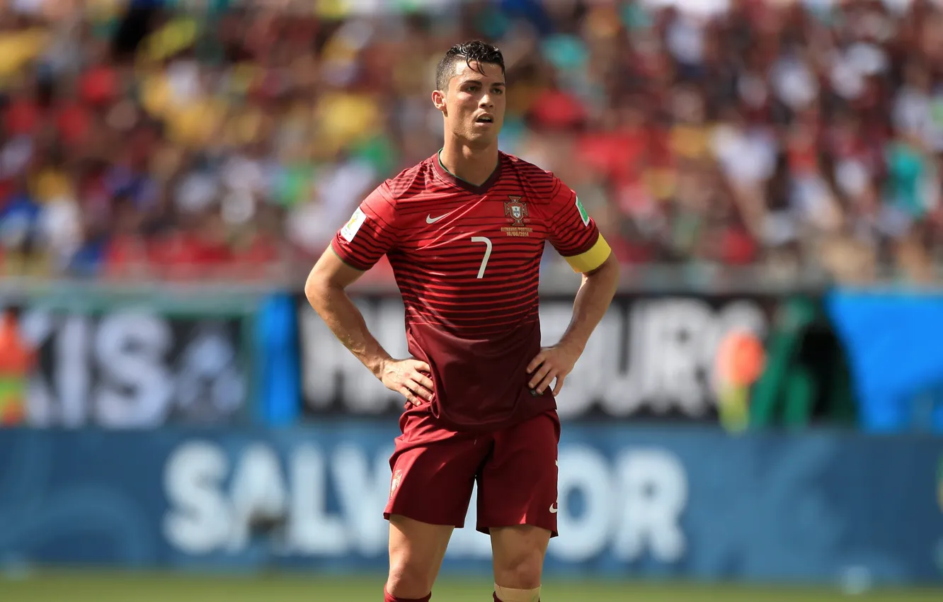 Photo wallpaper football, form, Portugal, Cristiano Ronaldo, Brazil, player, football, Ronaldo