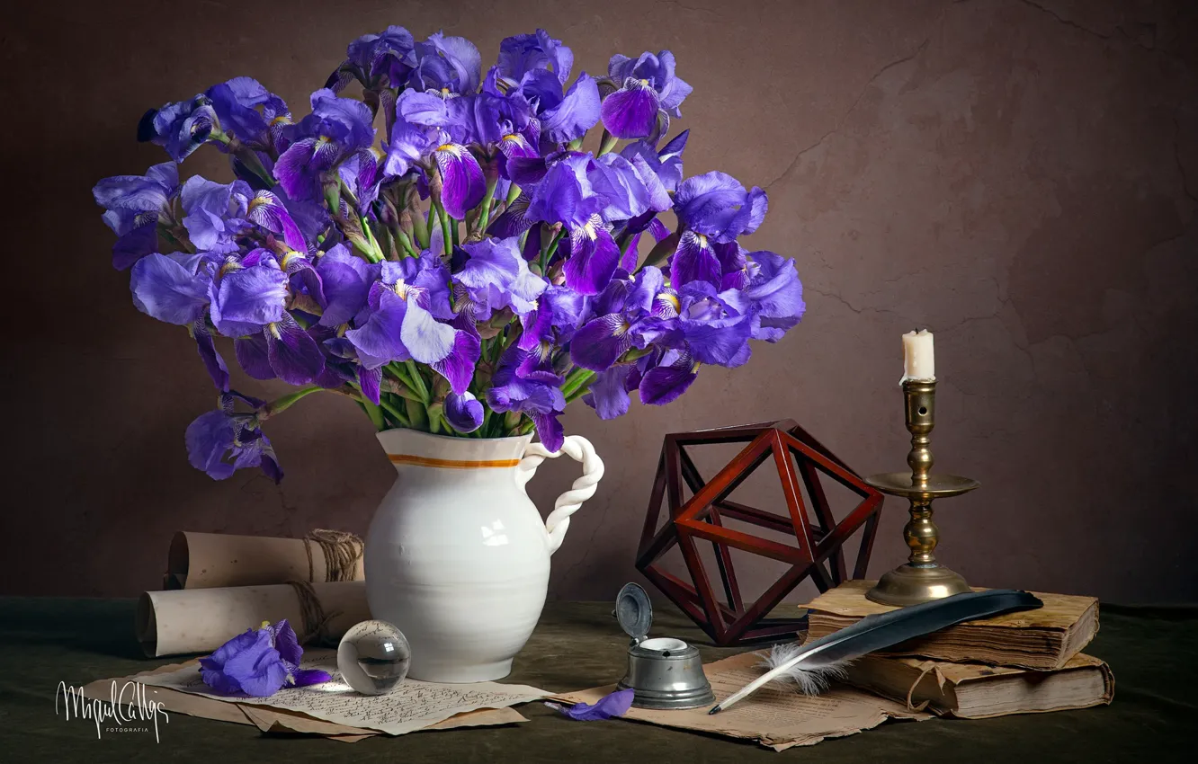 Photo wallpaper flowers, bouquet, candles, feathers, vase, iris