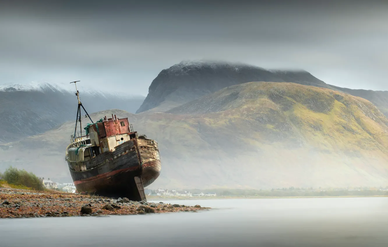 Photo wallpaper mountains, stones, coast, ship, Scotland, Bay, stranded